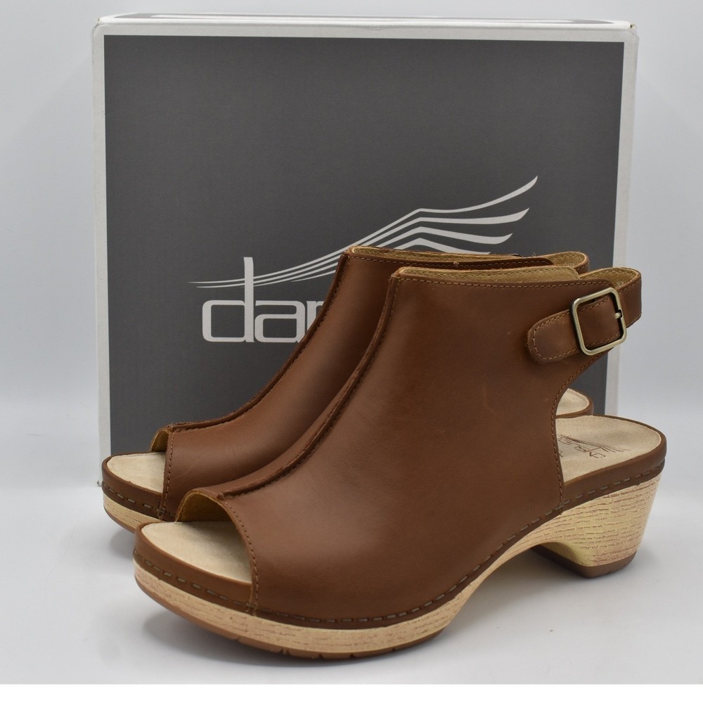 Dansko Lizzy Oiled Pull Up Sandals Women EU 40 US 9.5-10 Tan NEW Clog Heel Shoes